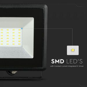 50W LED Floodlight SMD E-Series Black Body 3000K