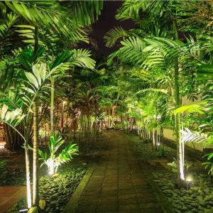 12W LED Garden Spike Lamp Grey Body 3000K