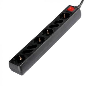 8 Holes Socket Whit Switch (3G 1.5MM2 X 1.5M ) Polybag With Card Black