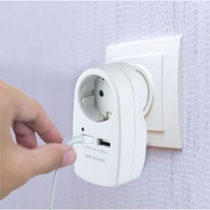 European Type Plug Adapter With Earthing Contact & Charging Interface White